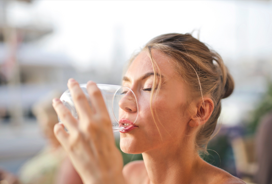 Akibat Kurang Minum Air Putih dan Cara Mendeteksi Kebutuhan Lebih Banyak Air - Watermart Perkasa